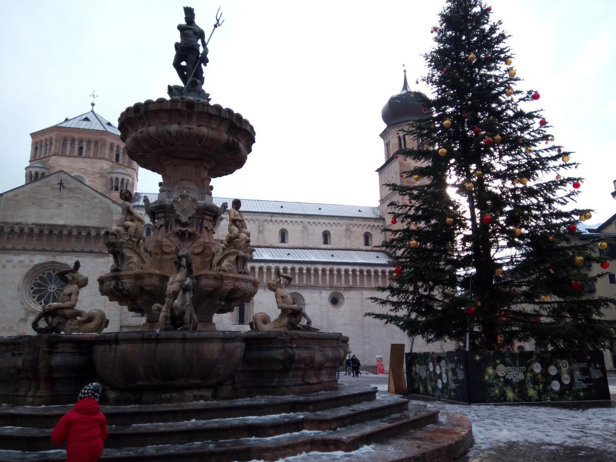 Alloggio Ponte Dei Cavalleggeri Hotel Trento Exterior foto